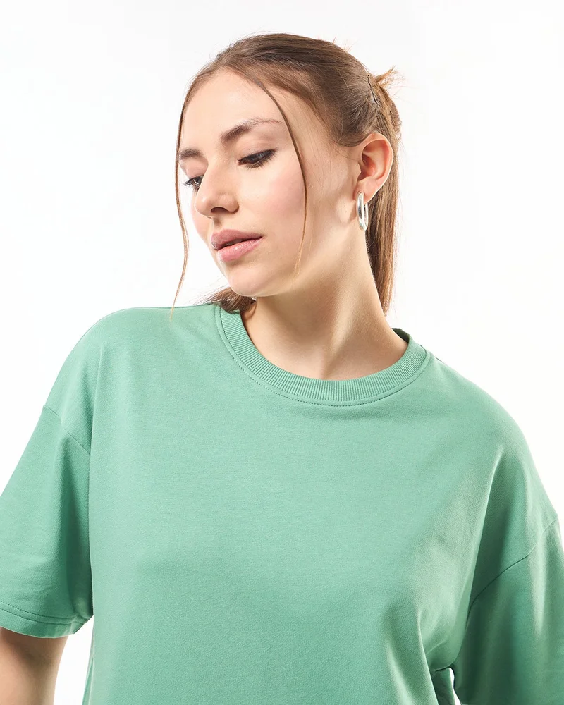 بيواكوف تيشيرت نسائي كبير الحجم بلون أخضر جرانيت